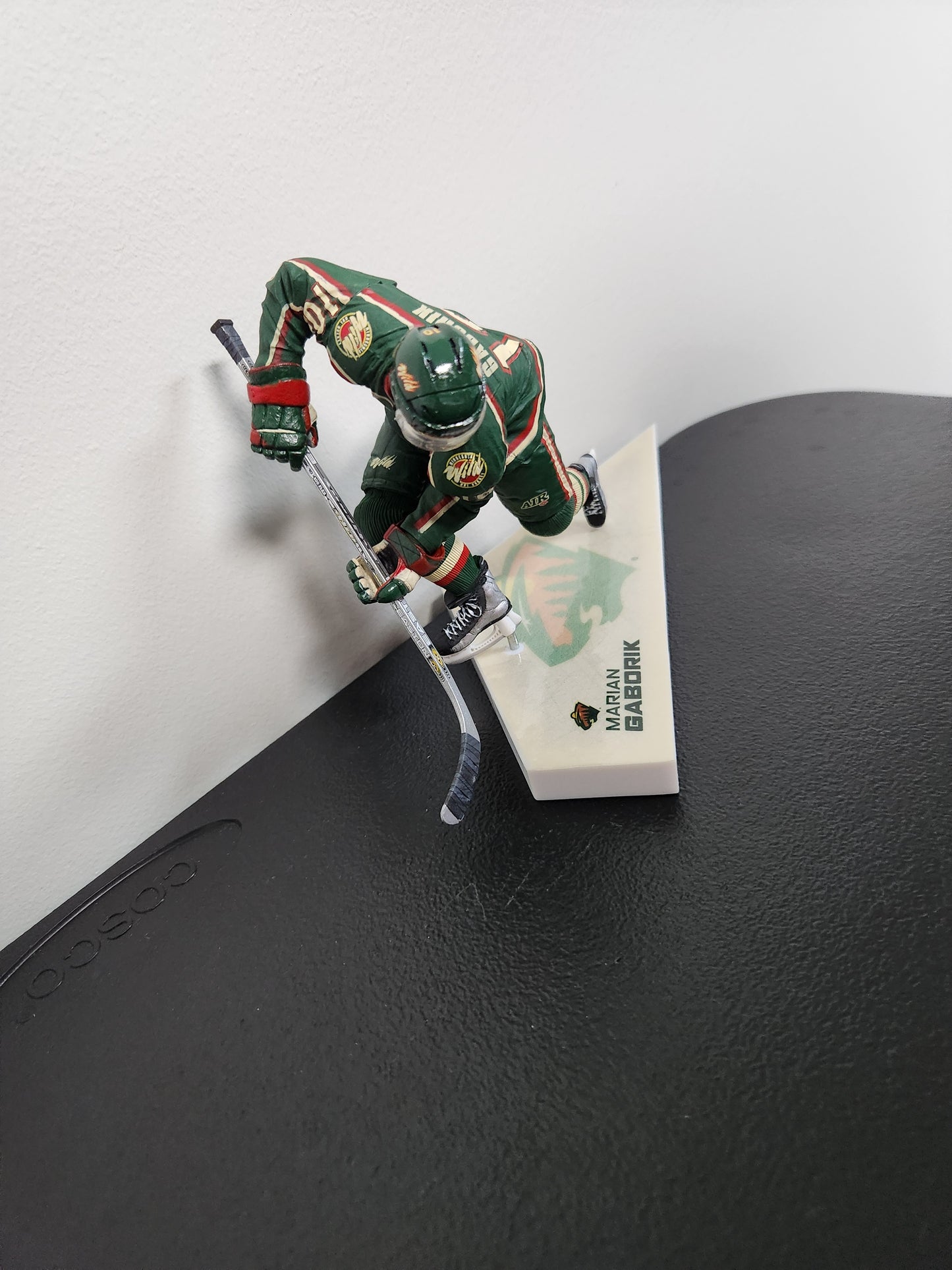 2004 McFarlane NHL Figure Marian Gaborik Figure Loose Minnesota Wild Collectible