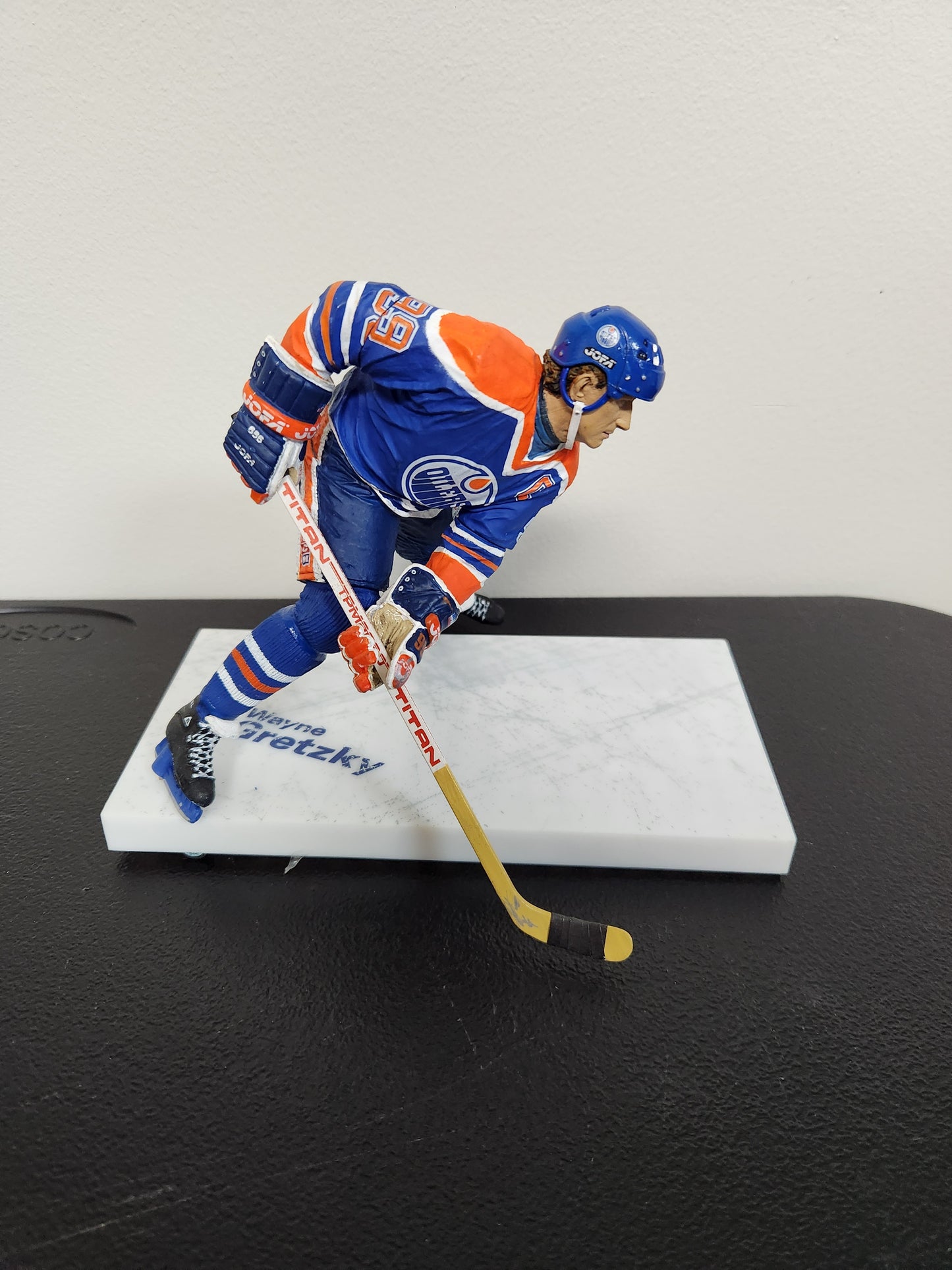 McFarlane NHL Figure Wayne Gretzky Figure Loose Edmonton Oilers Collectible