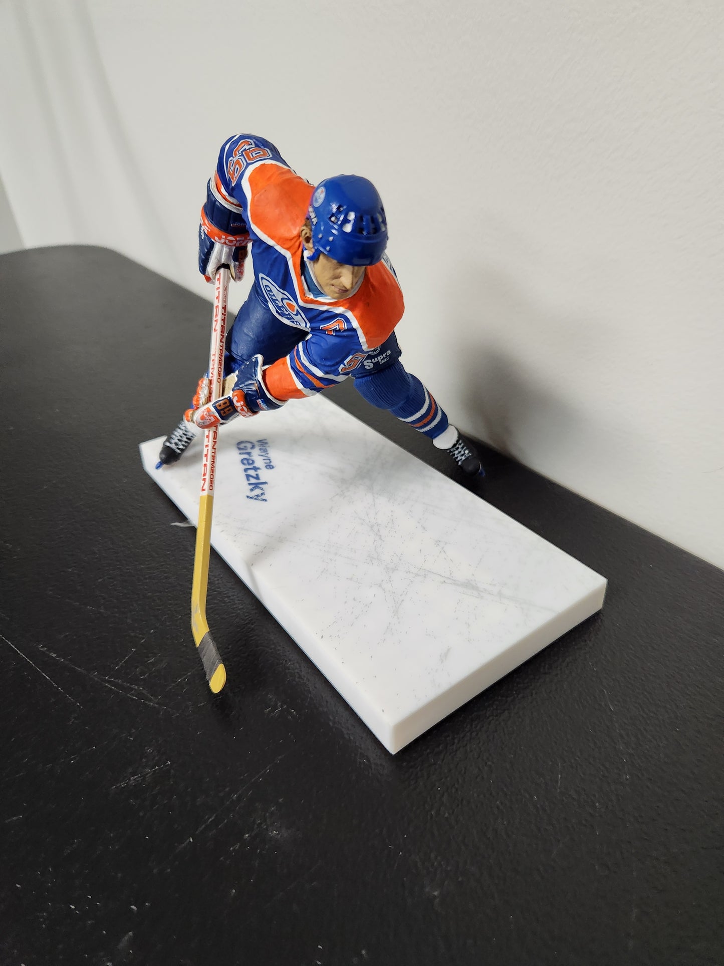 McFarlane NHL Figure Wayne Gretzky Figure Loose Edmonton Oilers Collectible