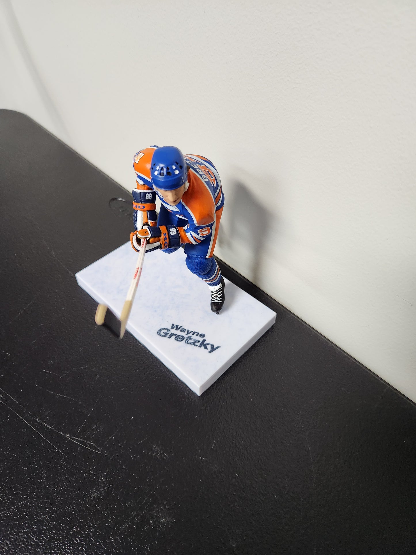 McFarlane NHL Legends Figure Wayne Gretzky Figure Loose Edmonton Oilers Collectible