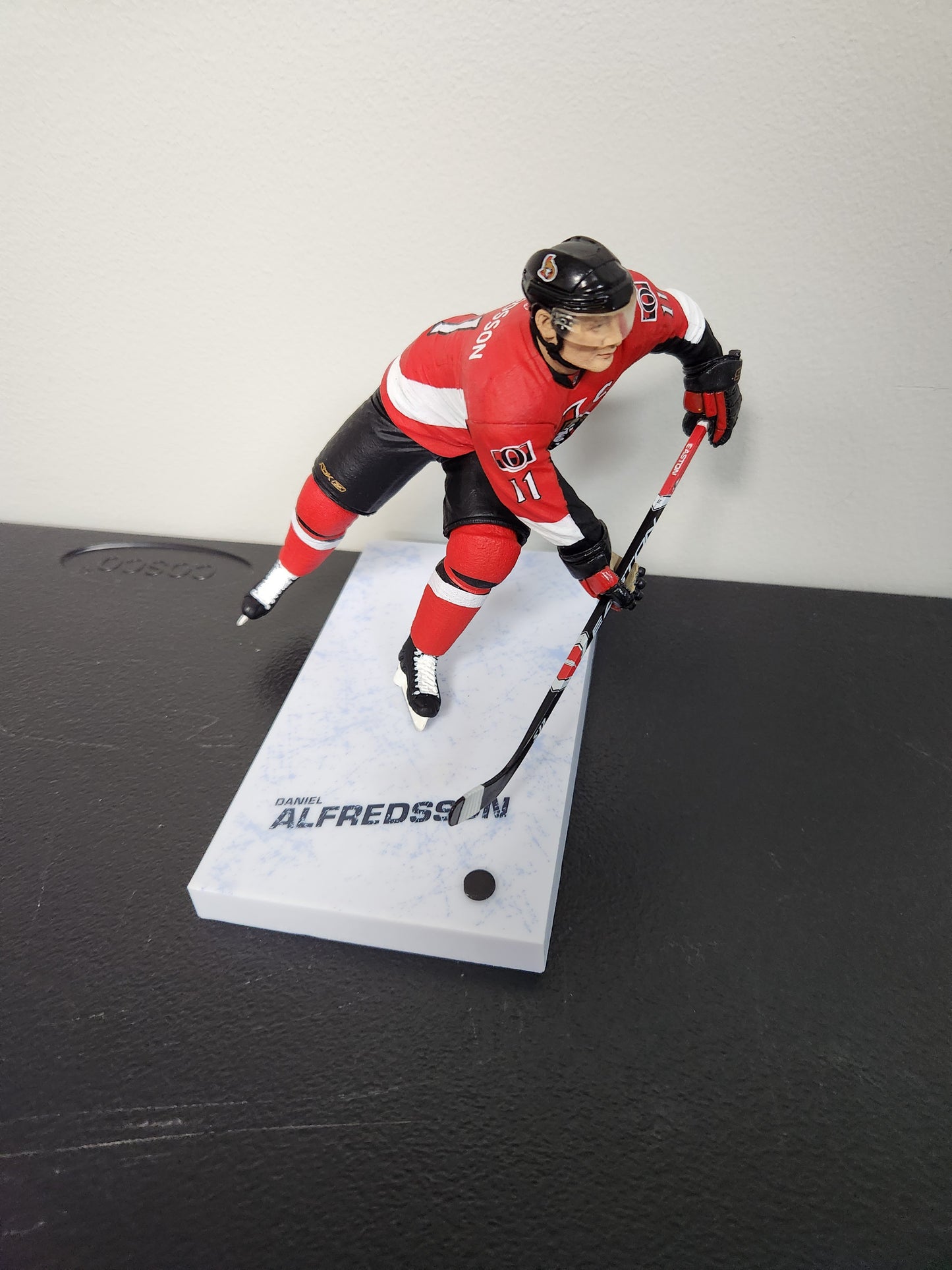 McFarlane NHL Figure Daniel Alfredsson Figure Loose Ottawa Senators Collectible