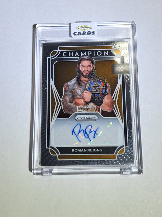 2022 Panini Prizm Roman Reigns Auto WWE Card