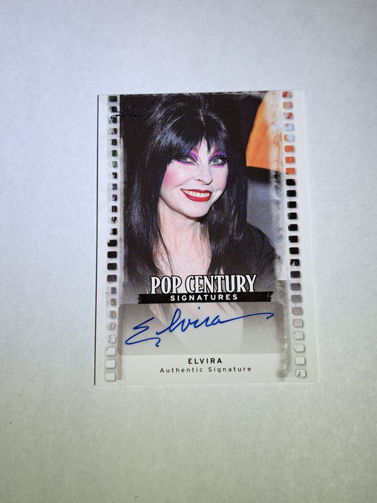 2011 Leaf Pop Century Signatures Elvira Mistress of the Dark Auto