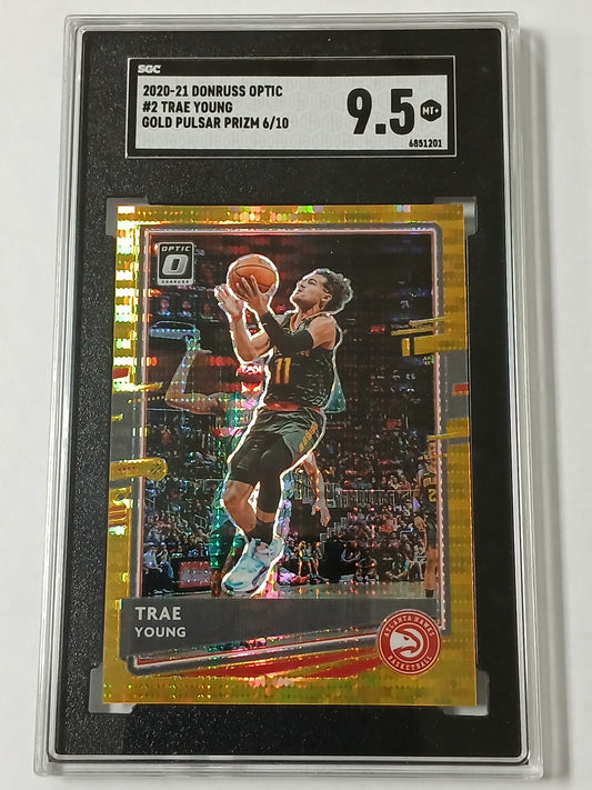 2020 Donruss Optic Trae Young Gold Pulsar 6/10 SGC 9.5