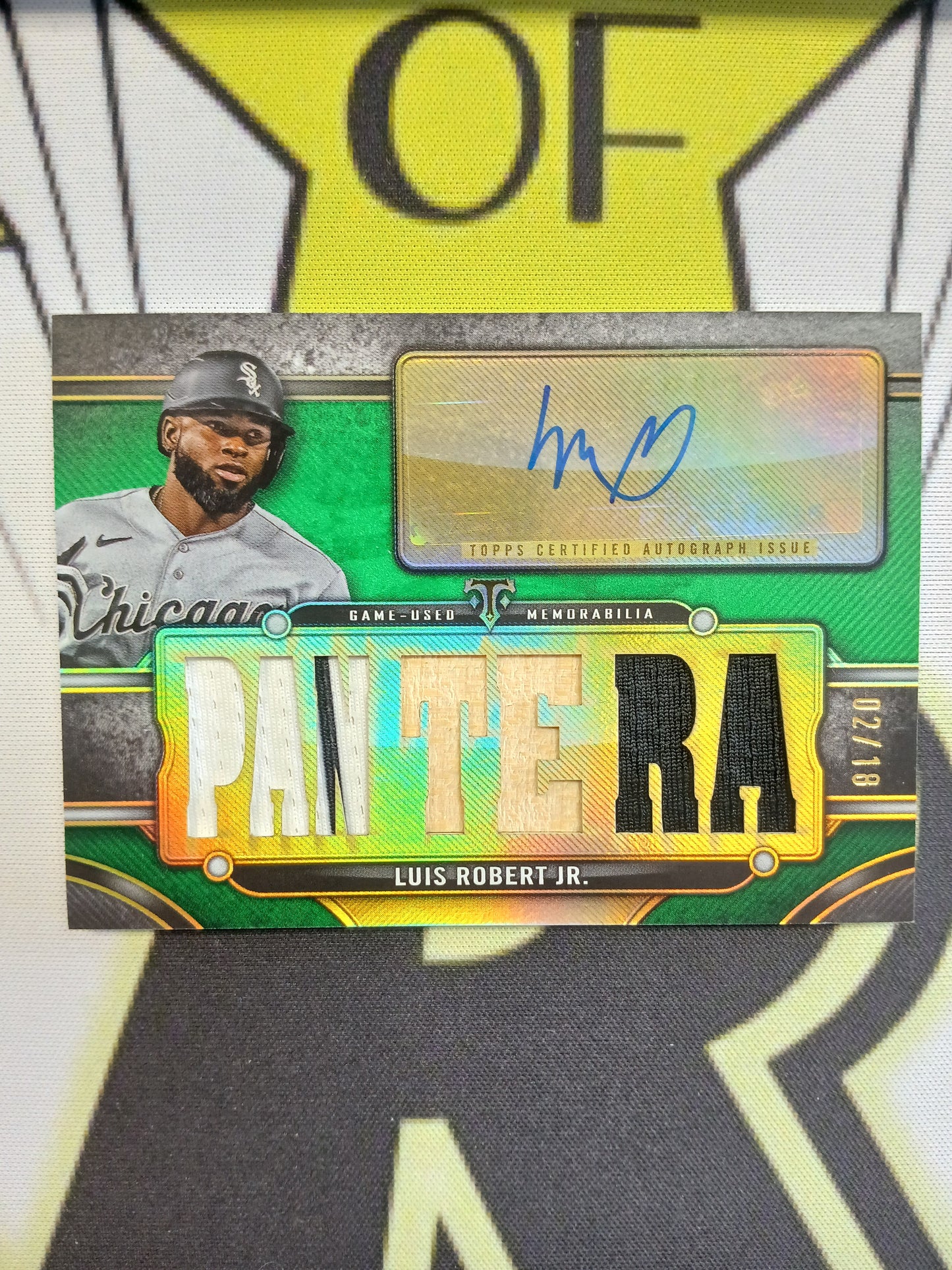 2024 Topps Triple Threads Luis Robert Jr Multi Relic Patch Auto Green #/18