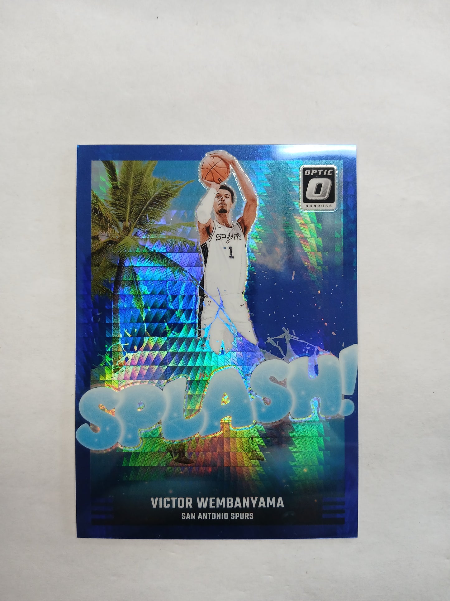 2024 Donruss Optic Victor Wembanyama Splash! Blue Hyper #/175